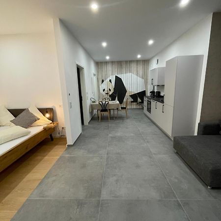 Neue Loft Im Alten Kelterhaus - Urlaub Im Wein- Und Ferienort Bekond ภายนอก รูปภาพ